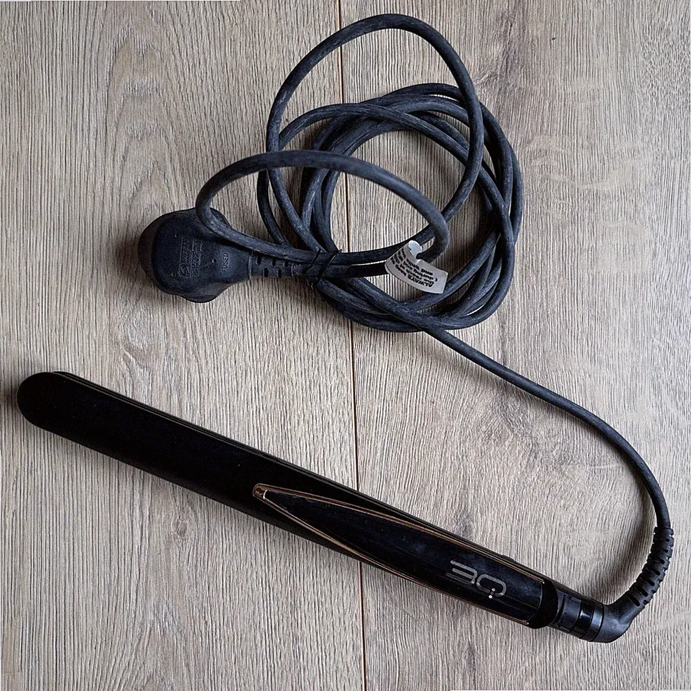 BaByliss 3Q Ultimate Profi Haarglätter | Keramikplatten