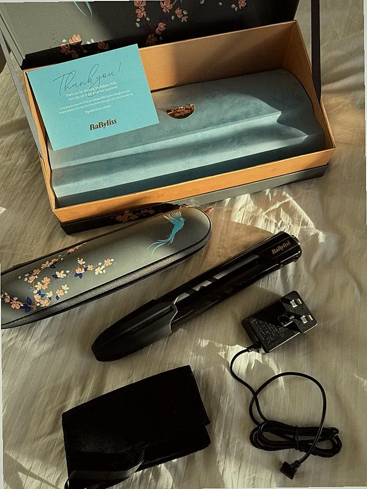 BaByliss 9000 Hochleistungs Akku Haarglätter UVP 180£