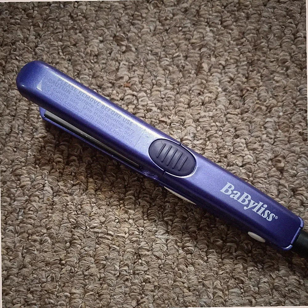 BaByliss Mini Haarglätter Glätteisen Lila Typ C05a Ref 2056DU Tragbar