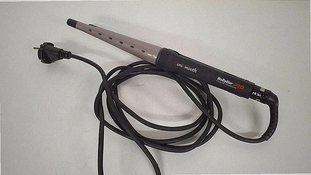 Babyliss PRO Coni Smooth konisches Lockeneisen. Titanium Turmaline Glätteisen