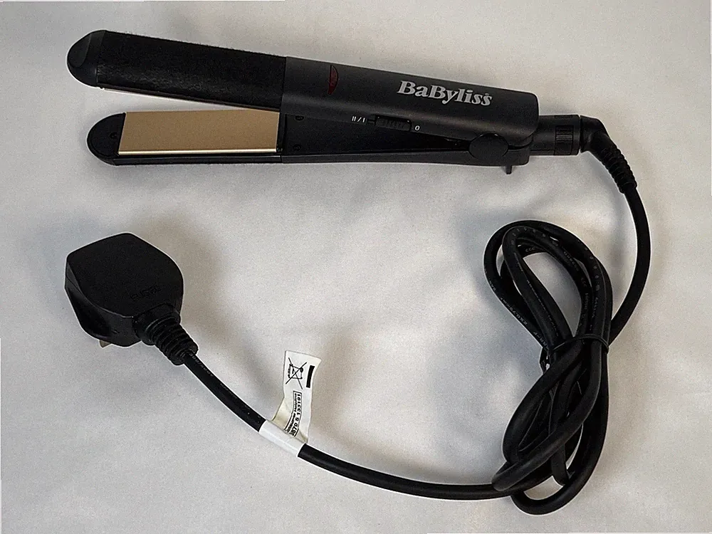 Babyliss Pro Straight 220 Haarglätter 2525U funktionstüchtig schwarz