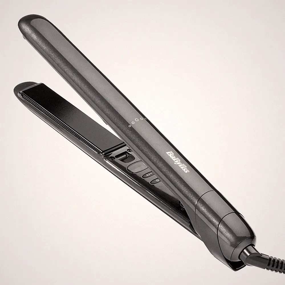 BABYLISS Titanium Shine Styler Glätteisen, Beschichtung: Keramik