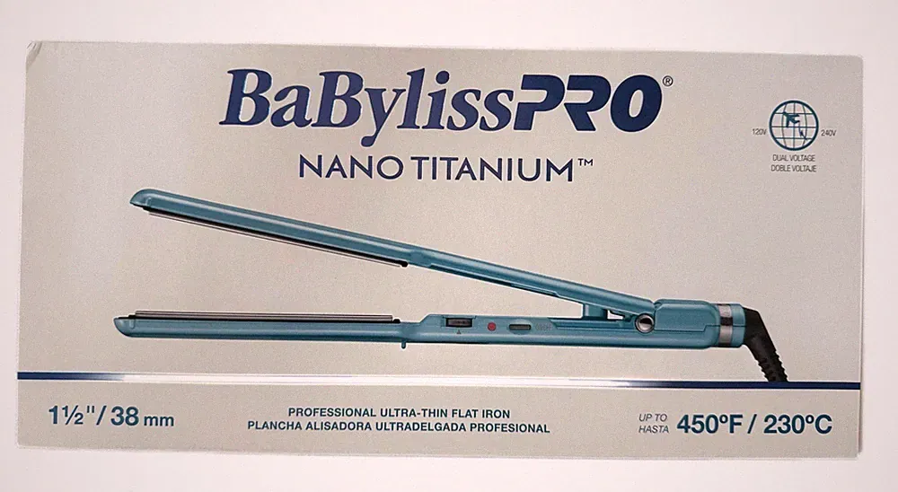 BaBylissPRO Nano Titanium Digital Ionic Glätteisen 38 mm BNT4073TUC Blau
