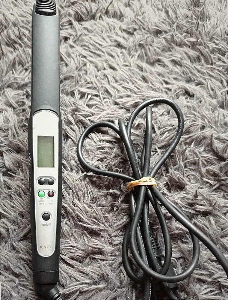 BRAUN Satin Hair 7 Glätteisen, Haarglätter mit Ionen-Technologie Schwarz/silber