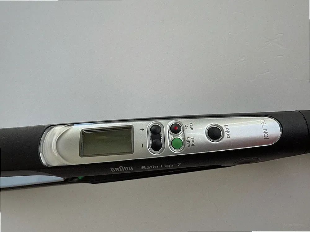 Braun Satin Hair 7 Glätteisen IonTec, Schwarz, Neuwertig!