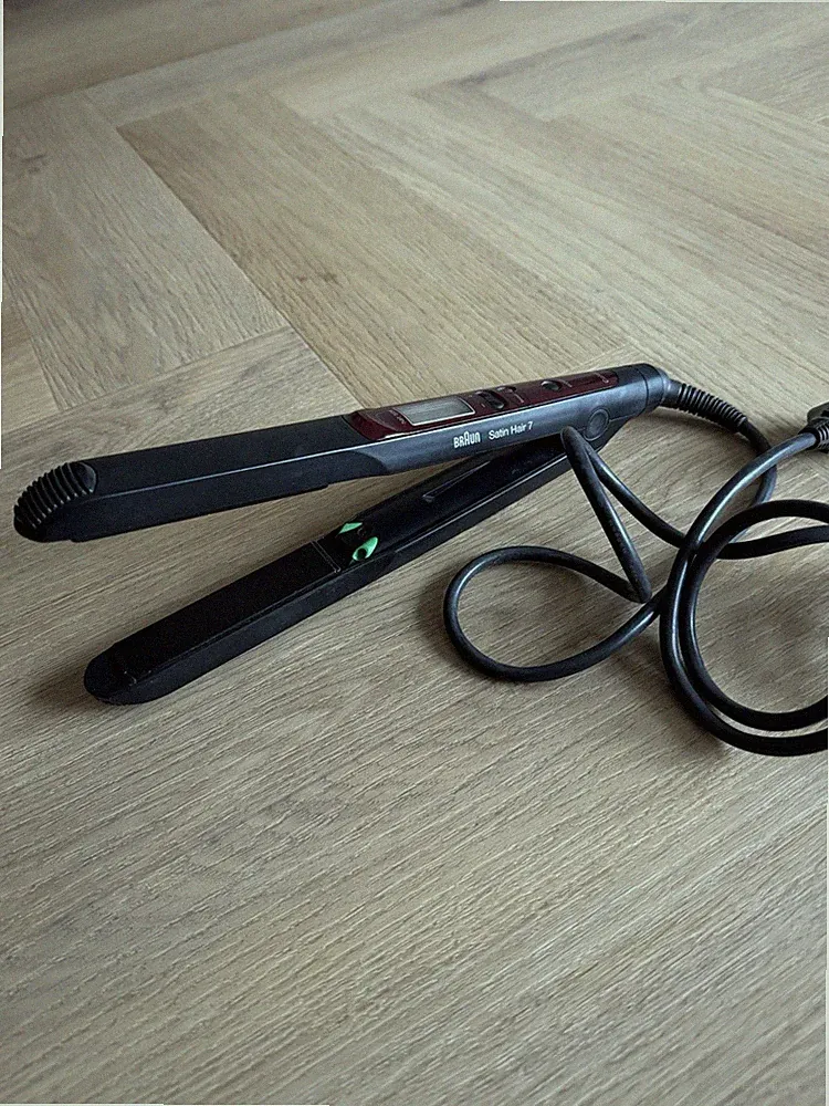 Braun Satin Hair 7 Haarglätter / Glätteisen – IONTEC – getestet & funktionsfähig