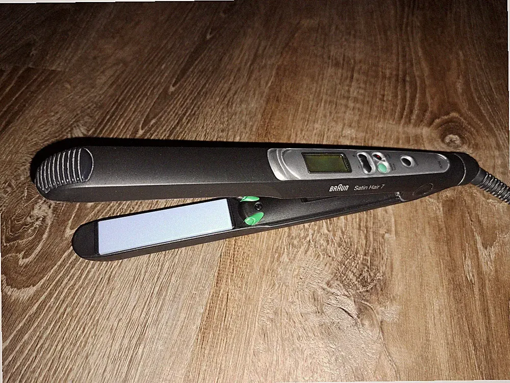 Braun Satin Hair 7 iontec Glätteisen -gebraucht aber guter Zustand