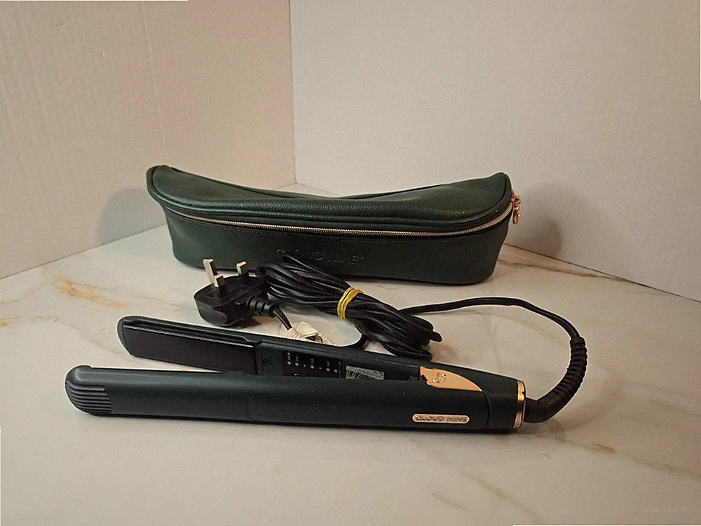 Cloud Nine Haarglätter das Original Bügeleisen - kostenloser & schneller Versand - 558