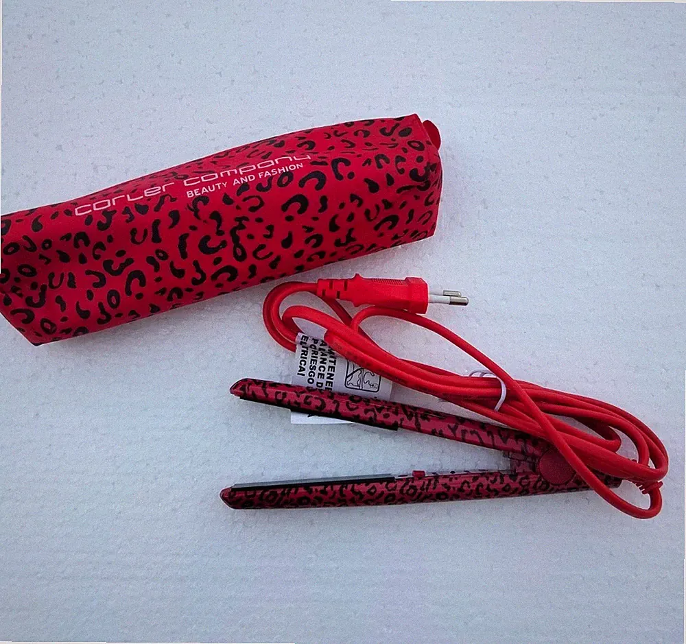 Curler Company Beauty And Fashion Glätteisen Reiseglätteisen Klein Rot