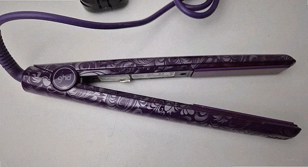GHD 4.2B Purple/Paisley Limited Edition Haarglätter Jemelia Limited