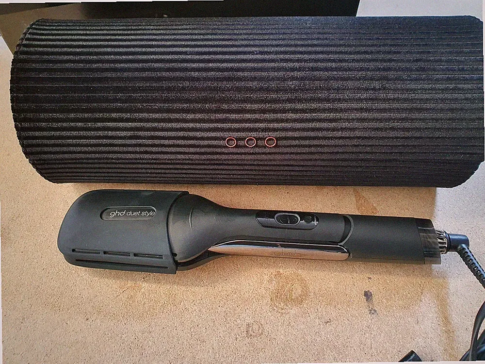 ghd Duet Style Gift Set – limitierte Auflage Dreamland (schwarz)