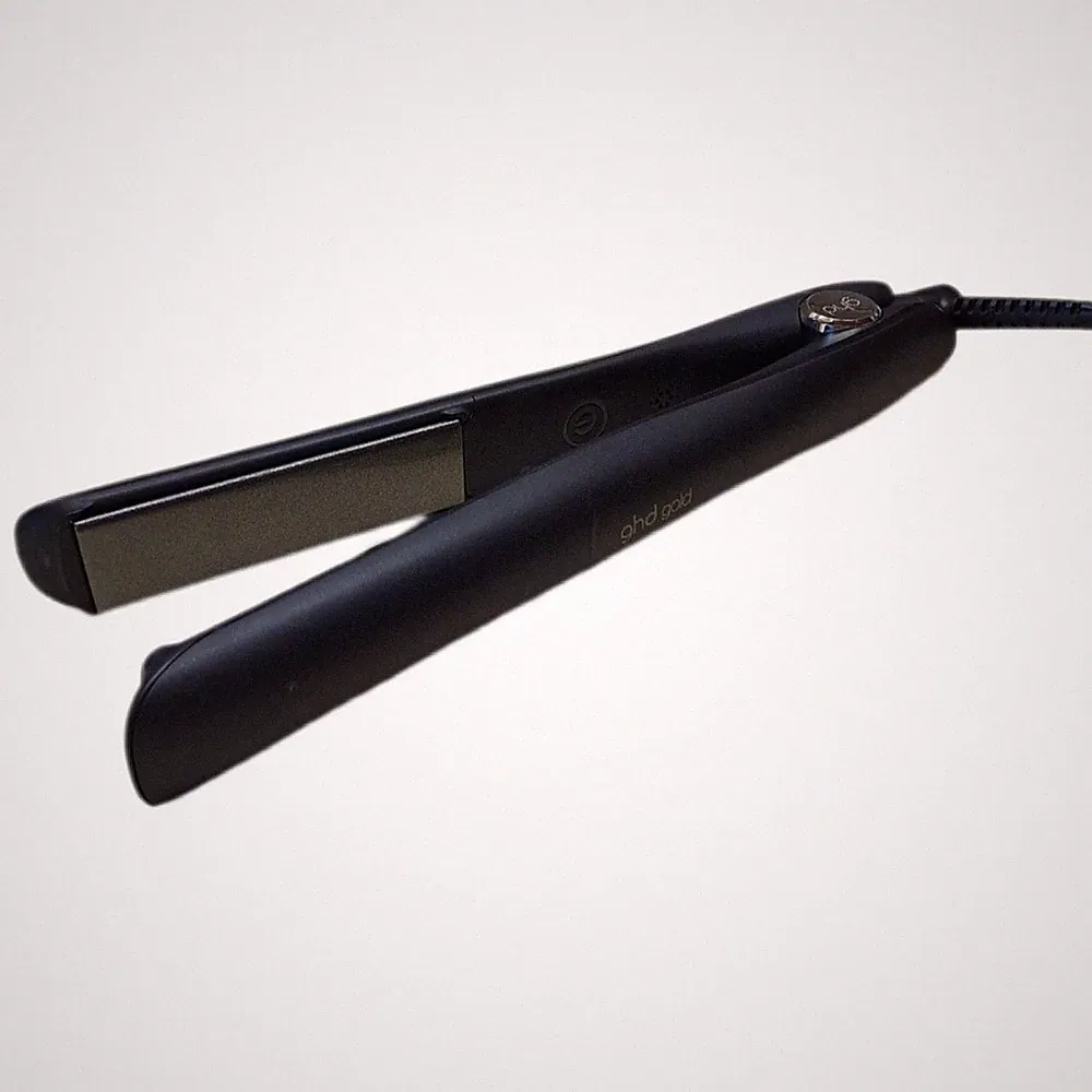 ghd Gold Glätteisen & Styler in Schwarz - Professionelles Styling, Für Sleekes