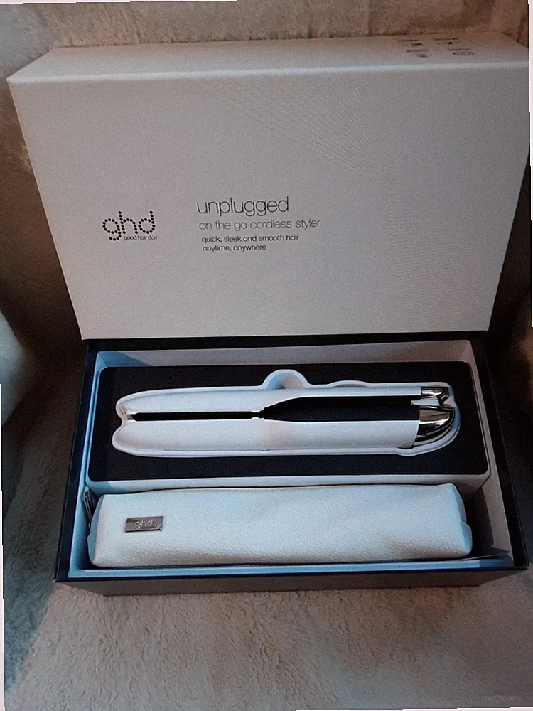 Ghd " unplugged " on the go cordless styler Neu