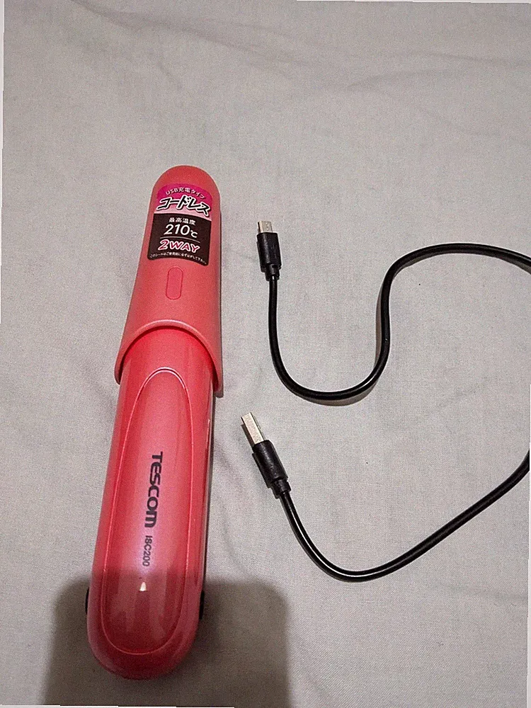 Glätteisen Haare 210C Neu USB Reise klein Travel (43)