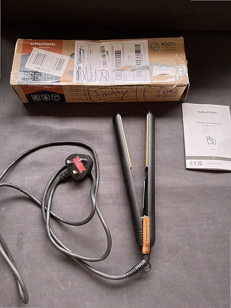 Grundig Flach