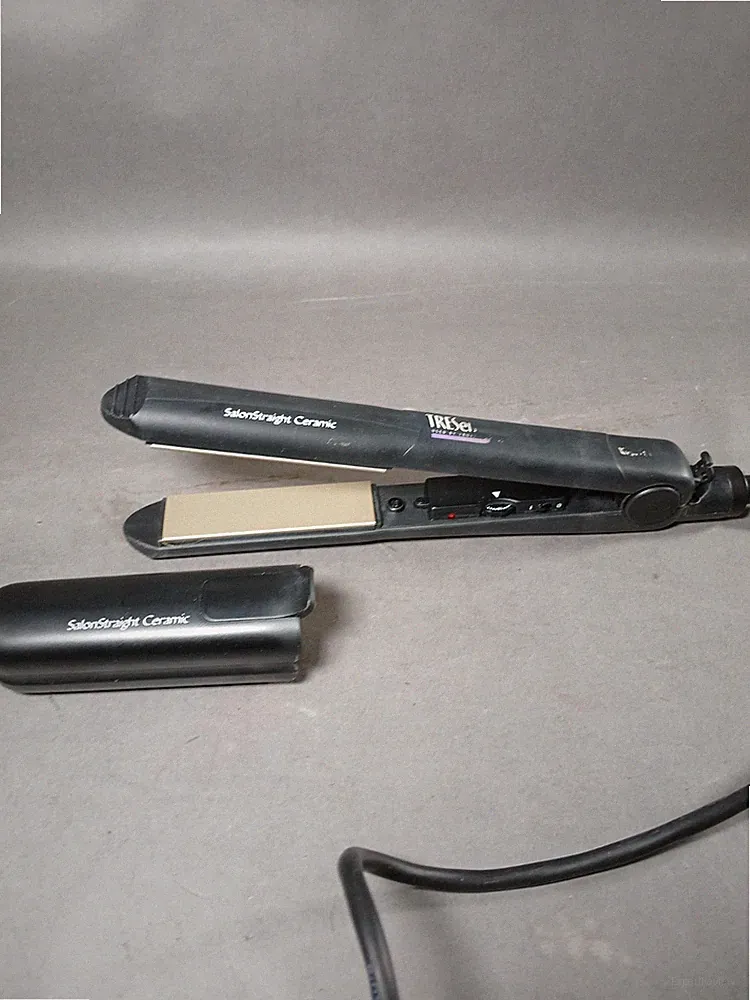 Philips TRESemmé Salon Glatter Keramik Haarglätter Typ HP4642 - Schwarz