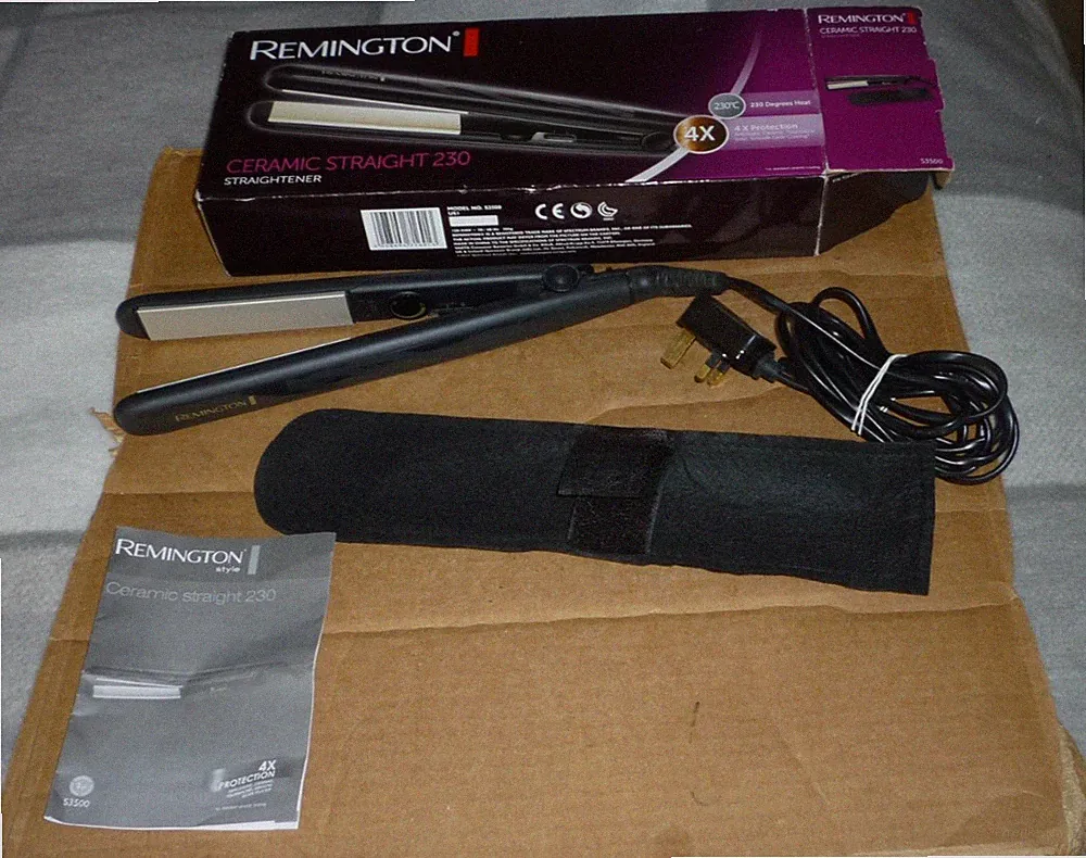 Remington Ceramic Straight 230 Haarglätter S3500 antistatisch, verpackt