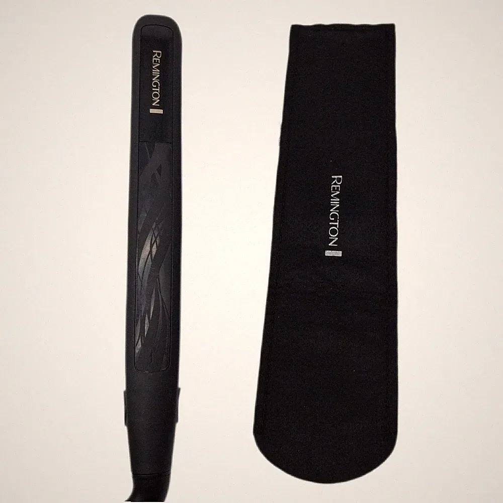 Remington Glätteisen Ceramic Straight (4-facher Schutz: antistatische Keramik-Tu
