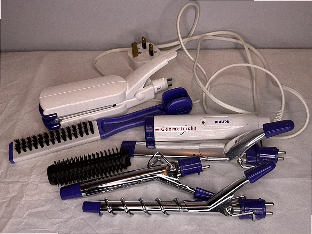 VINTAGE PHILIPS GEOMETRICKS 4 HAIRSTYLING SET HP 4494/96